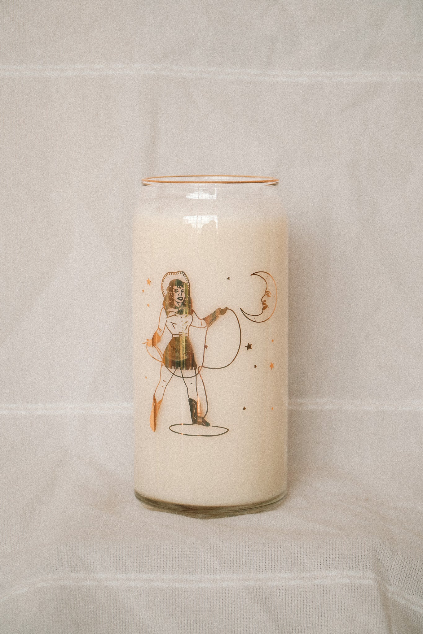 Cowgirl Lassos the Moon - 20oz