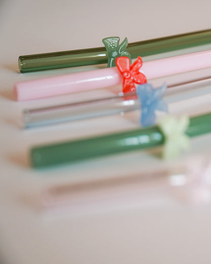 Bow Glass Straw