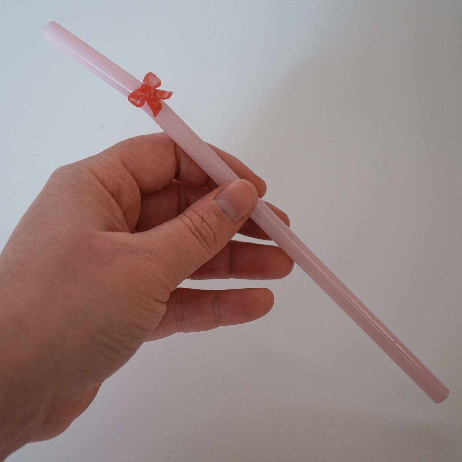 Bow Glass Straw