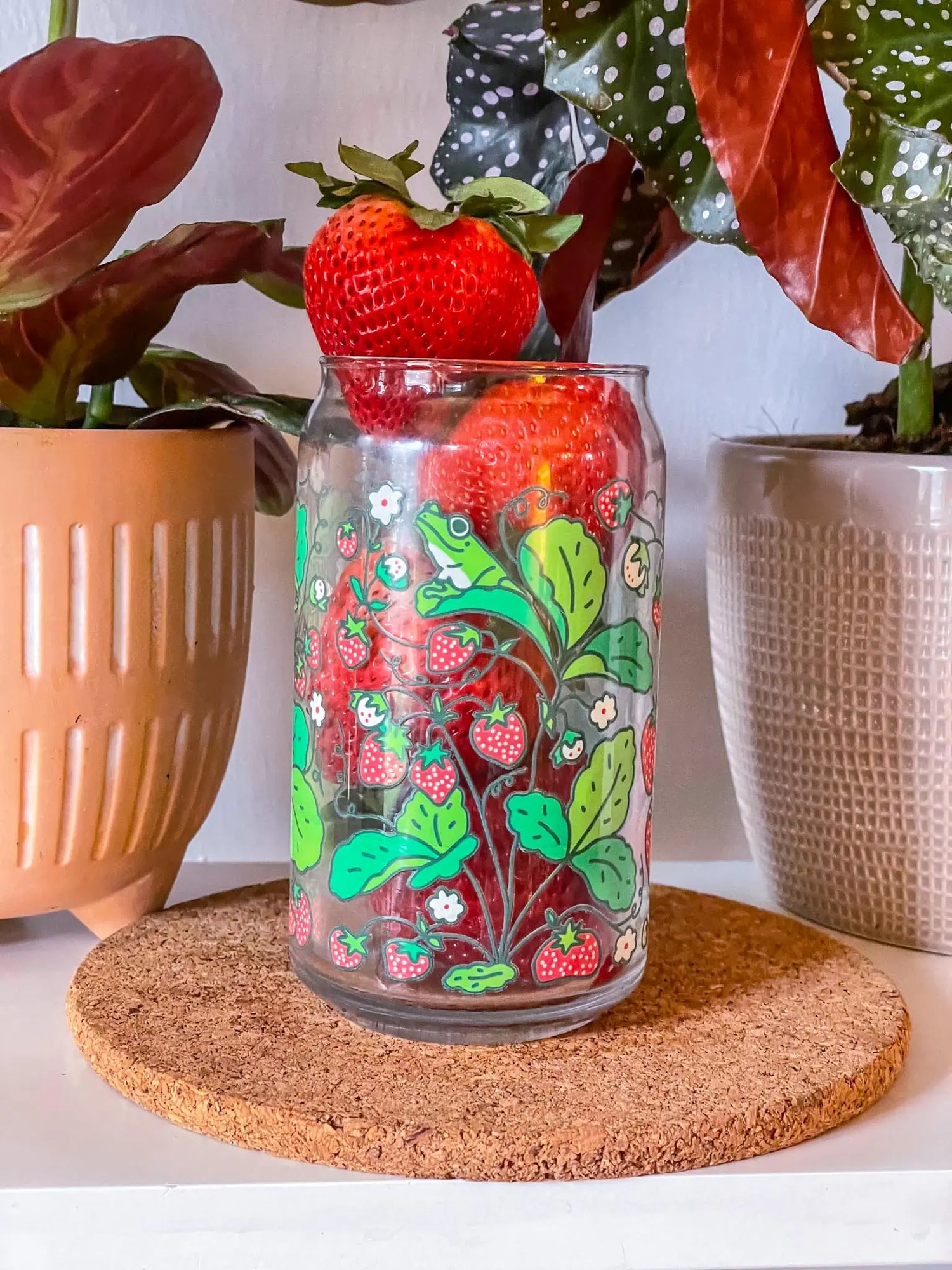 strawberry frog glass
